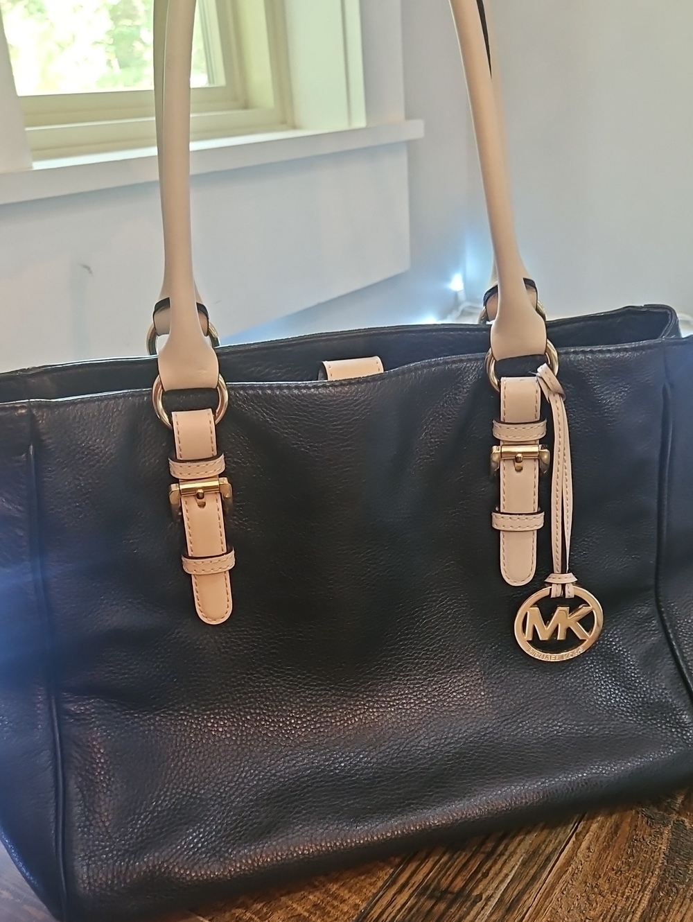 Michael Kors Hobo Buttery Soft Leather Black and Cream Tote Bag